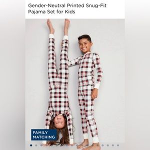 NWT Old Navy Stretch White Tartan Gender Neutral Medium